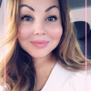 Meet your Posher, Carla